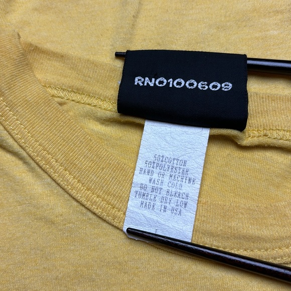 Junk Food “Mamacita” Speedy Gonzalez Yellow Y2K Ringer Tee, Sz L - Picture 9 of 12